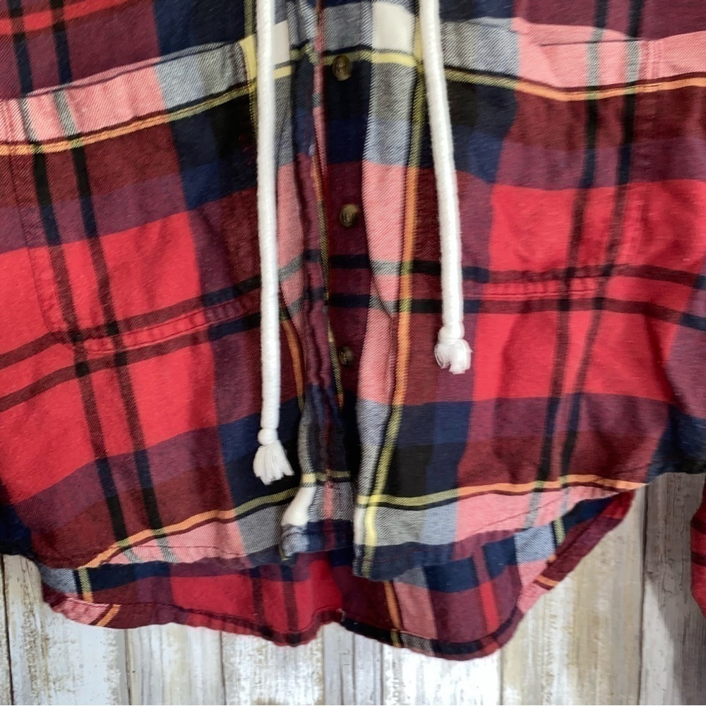 American Eagle Cozy Cabin Cropped Hoodie Flannel - Picture 4 of 8